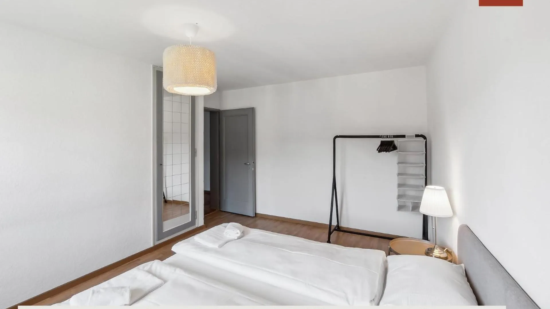 Charming Apartments, Just 27 Minutes To Zurich Center